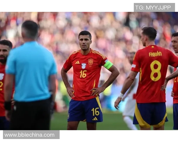 欧洲足球明星黑人球员的闪耀时刻与传奇故事解析